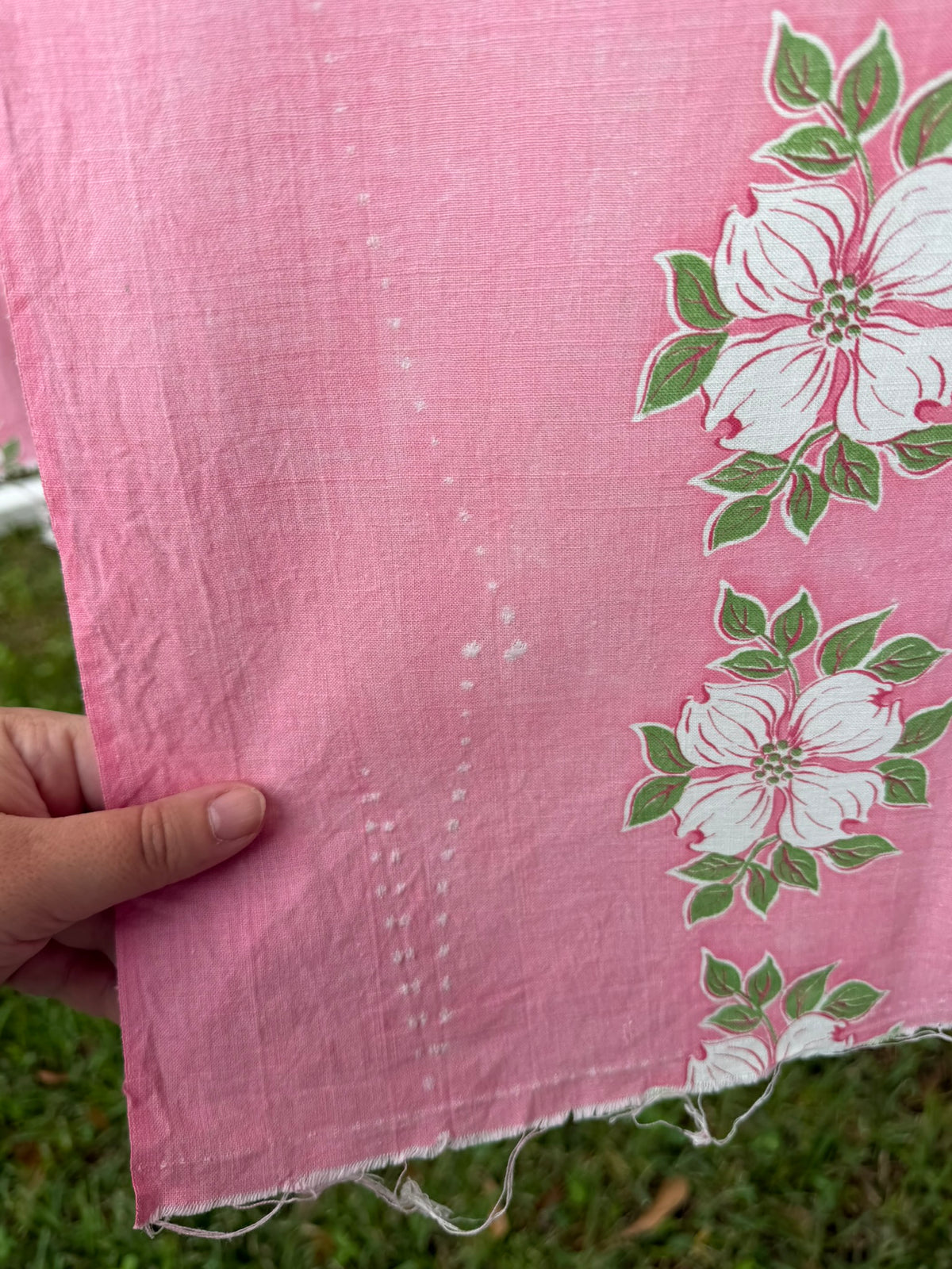 Antique Authentic Feed Sack Material: Pink Dogwoods Border (2pc)